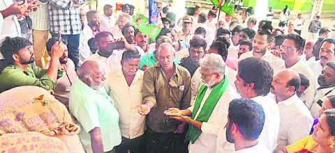 మాజీ ఎమ్మెల్యే డాక్టర్‌ మొండితోక జగన్‌మోహనరావు 