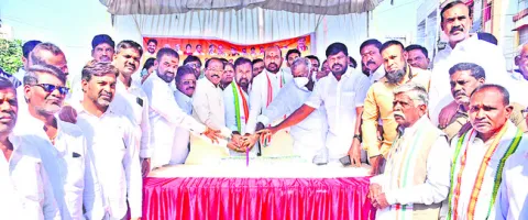 తెలంగాణ ప్రదాత సోనియాగాంధీ