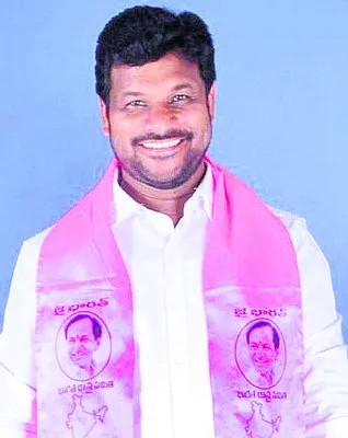 బల నిరూపణలో జాన్సన్‌
