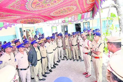 పకడ్బందీ ఏర్పాట్లు