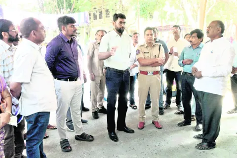 విధుల్లో అప్రమత్తంగా ఉండాలి