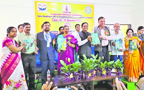 బలమైన సంస్థల నిర్మాణం ముఖ్యం 