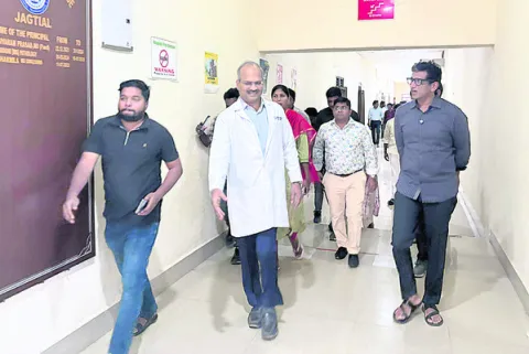 మెడికల్‌ కళాశాల పూర్తయ్యేదెప్పుడు..?