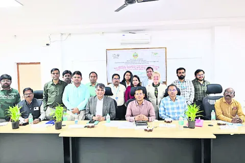 భూగర్భ జలవనరుల పరిరక్షణ అందరి బాధ్యత 