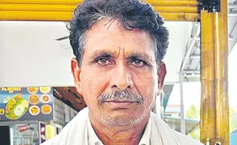 Uppula Mallayya died in a mutual attack between the two groups involving stone pelting