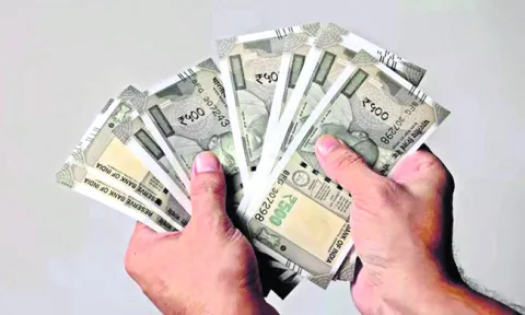 పోటాపోటీ.. రూ.కోటిపైనే ఖర్చు