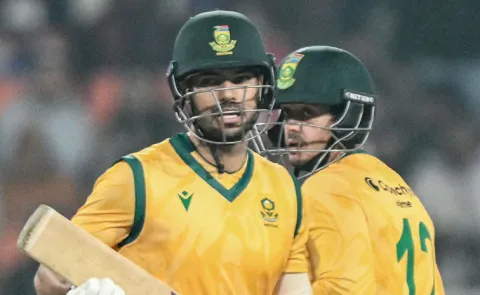 IND vs SA 2nd T20I: De Kock 90 South Africa Set Huge Target3