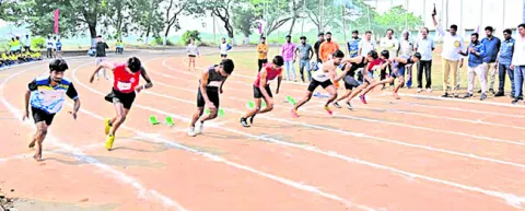 వర్సిటీ అంతర్‌ కళాశాలల ఆటల పోటీలు ప్రారంభం 