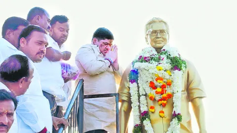 ‘బొమ్మ’ ఆశయాలను కొనసాగిస్తాం 