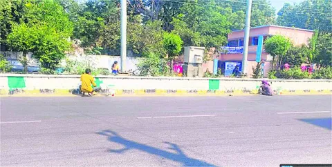 రంగు పడింది!