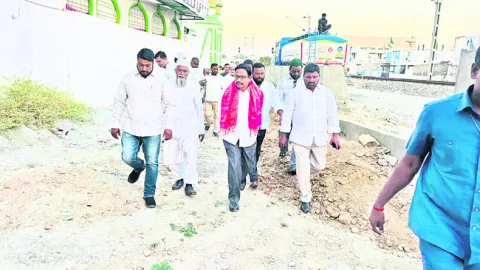 యువతకు ఉపాధి అవకాశాలు: యెన్నం 