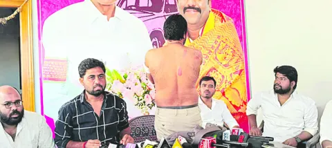 రాజకీయంగా ఎదుర్కోలేకే దాడులు 