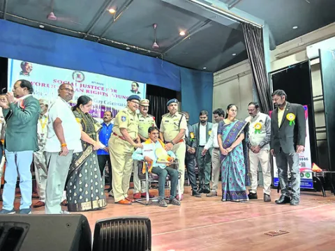 ఆరోగ్య సేవలు
