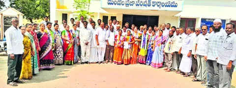 రెండో వైస్‌ ఎంపీపీగా అనూరాధ ఏకగ్రీవం 