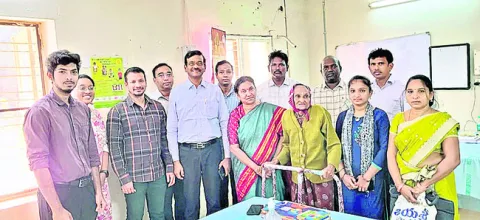 వృద్ధురాలికి అరుదైనశస్త్రచికిత్స