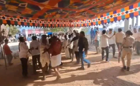 Political Clash At Wanaparti District Over Election