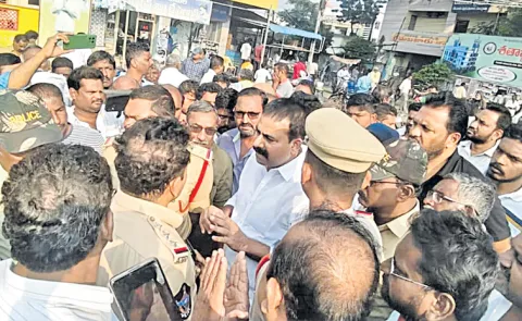 Police at Annabathuni Shivakumar house
