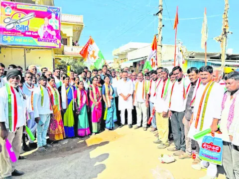 ప్రతిపక్షాల అభ్యర్థిని గెలిపిస్తే అభివృద్ధి కుంటుపడుతుం