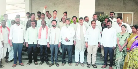 గ్రామాల అభివృద్ధిపై దృష్టి సారించండి 