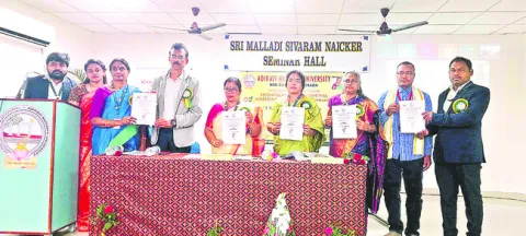 అన్నింటా మహిళల ముందంజ