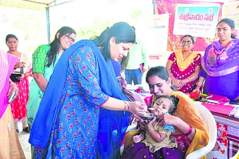 మహిళలకు ఆరోగ్యం.. పిల్లలకు పోషకాహారం