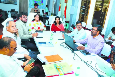 బాధ్యతగా విధులు నిర్వర్తించాలి