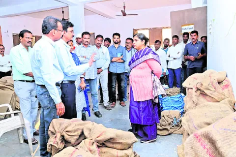 ఎన్నికలు సజావుగా నిర్వహించాలి