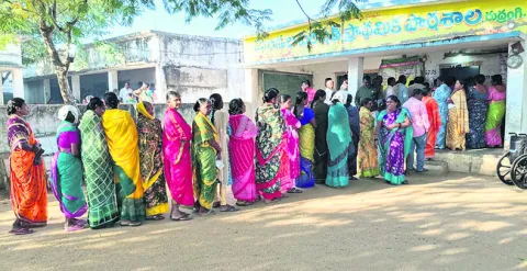 ‘మాజీలు’ మళ్లీ గెలిచారు