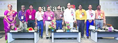 సాంకేతిక మార్పులకు అనుగుణంగా పరిశోధనలు 