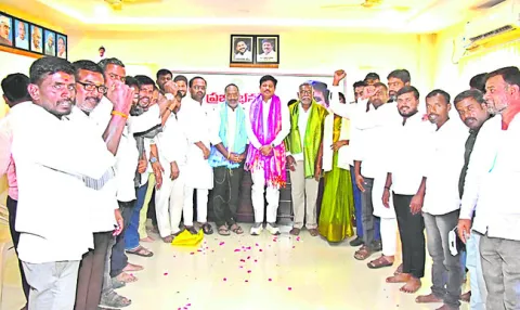 యాలాల అభివృద్ధికి సహకారం 