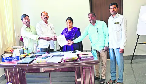 చేస్తారో!