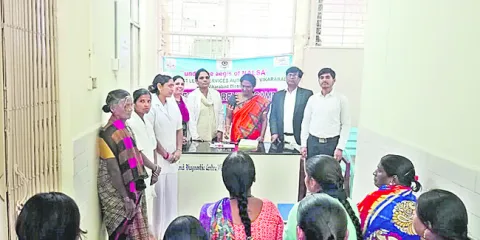 వైద్య సేవలపై అవగాహన అవసరం 