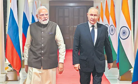 sakshi guest column: C Uday Bhaskar special Analysis on india-russia trade deals