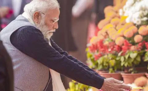  Pm Modi Tribute To security personnel 