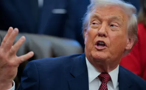 US Lawmakers Move Resolution To End Trump Tariffs