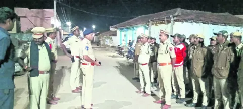 కల్యాణిలో ఫ్లాగ్‌ మార్చ్‌