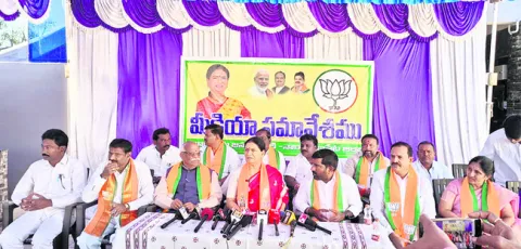 మద్యం, డబ్బులు లేకుండా ఎన్నికలు జరగాలి 