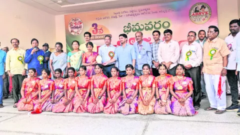 సందడిగా బాలోత్సవం