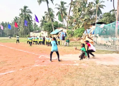 నాకౌట్‌ దశకు సాఫ్ట్‌బాల్‌ పోటీలు 