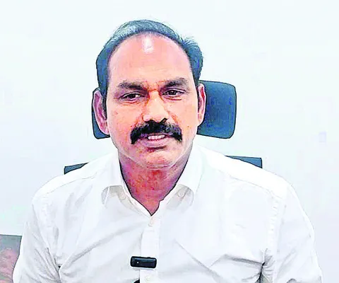 కేసులో శిక్ష పడిన నువ్వా మాట్లాడేది? 