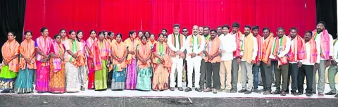 బీజేపీ సర్పంచ్‌లున్న గ్రామాలకు పెద్దపీట