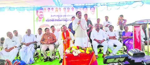 యువతకు ఉపాధే లక్ష్యం 