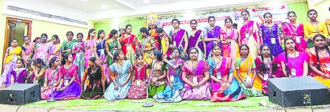 పద్యంలా ఘోషించే గోదావరి!