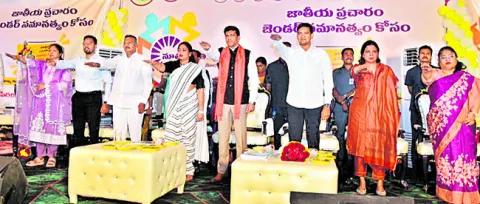మహిళల్లో మౌనం బలహీనత కాకూడదు 