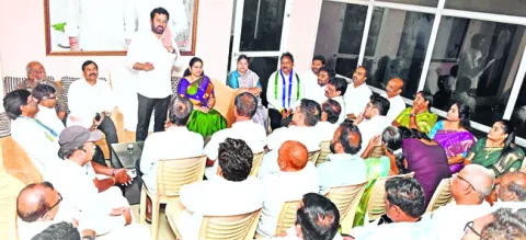 కోటి సంతకాల ఉద్యమానికి విశేష ఆదరణ 