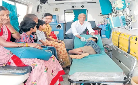 YSR Kadapa District Yadavaripalle: Midday meal goes wrong, 10 students fall ill