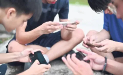 Human Memory declining due to overuse of Smartphone, technology