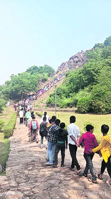 కిక్కిరిసిన బొజ్జన్నకొండ 