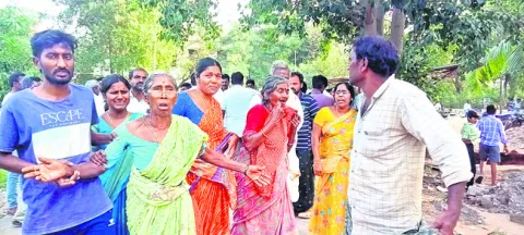 అవే చివరి గోరుముద్దలు.. 