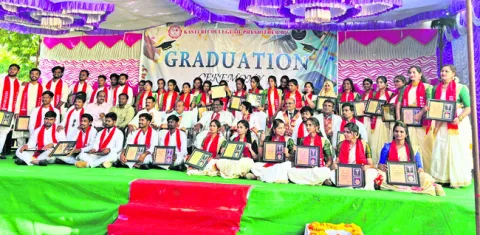 జీఎంసీల్లో ఫిజియోథెరపీ కోర్సు 